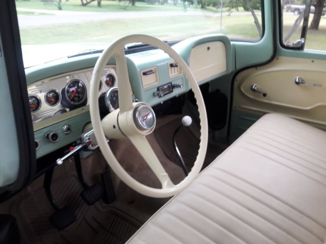 1962 Chevrolet C-10 PICKUP - photo 11