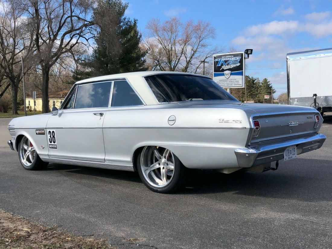 1962 Chevrolet Nova - photo 2