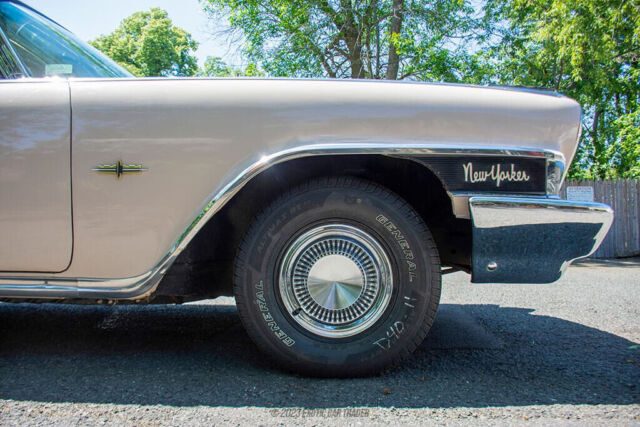 1962 Chrysler New Yorker Sedan - photo 12