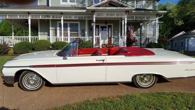 1962 Ford Galaxie Red - photo 3