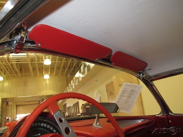 1962 Chevrolet Corvette Convertible - photo 12