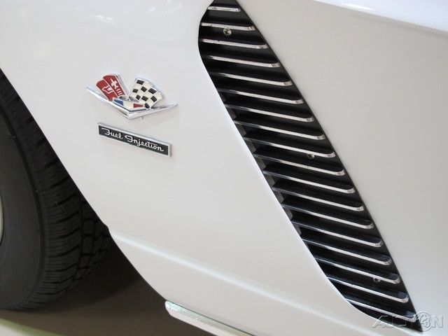 1962 Chevrolet Corvette Convertible - photo 8