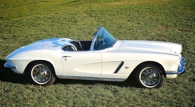 1962 Corvette 327 300HP 4SPD Numbers Matching and Hardtop 1962 Chevrolet Corvette 300HP