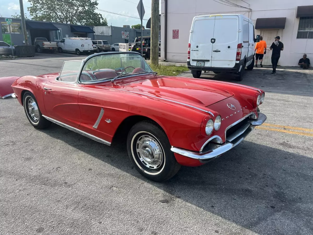1962 corvette 4-speed, 2 tops, $1 NO RESERVE 1962 Chevrolet Corvette