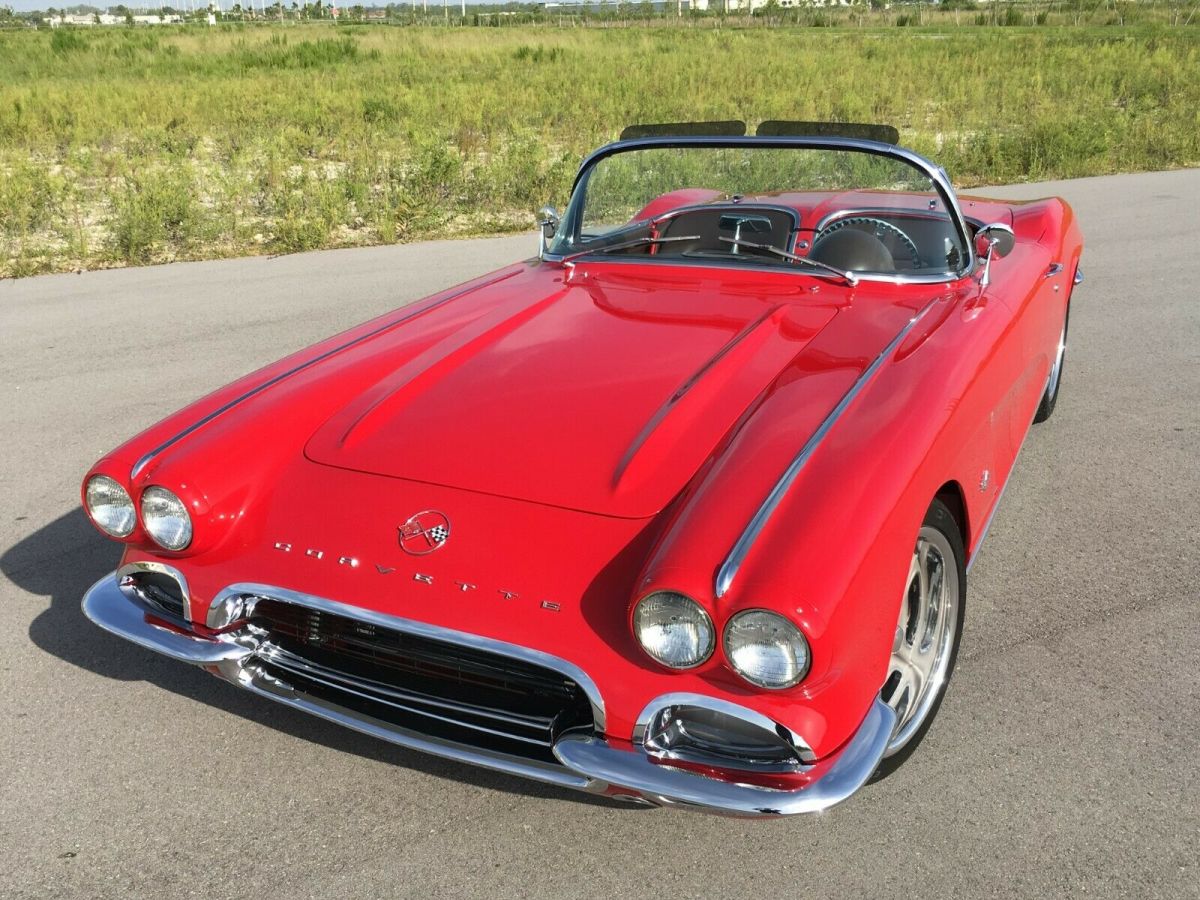 1962 Chevrolet Corvette RESTOMOD PRO TOURING SHOW CAR LS3 - photo 10