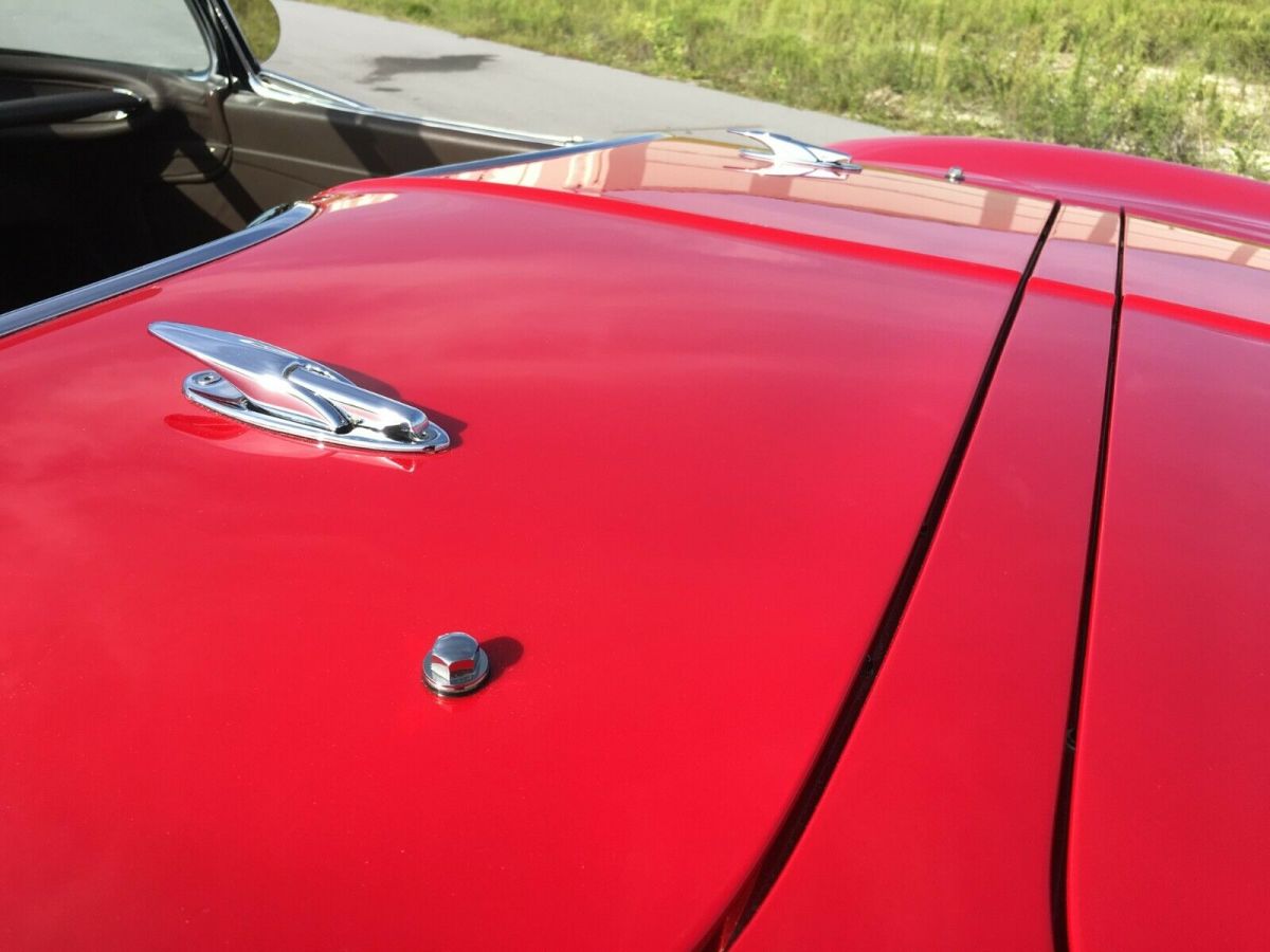 1962 Chevrolet Corvette RESTOMOD PRO TOURING SHOW CAR LS3 - photo 8