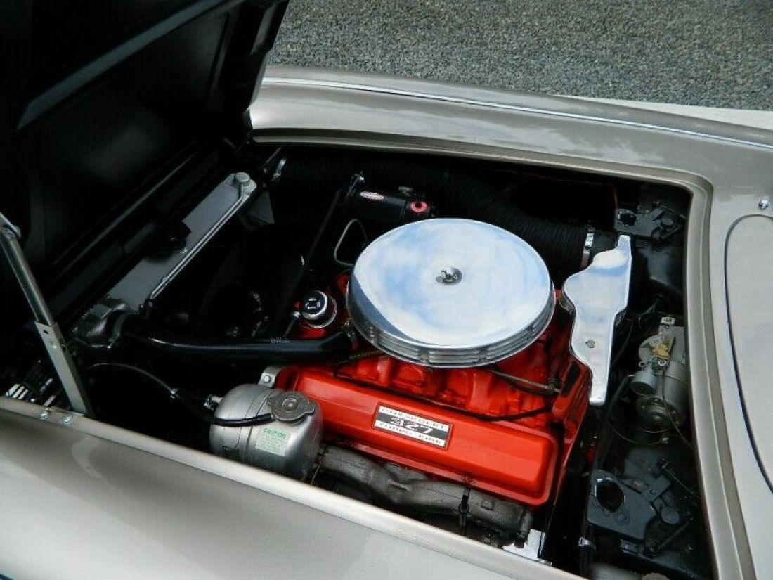 1962 Chevrolet Corvette Convertible - photo 10