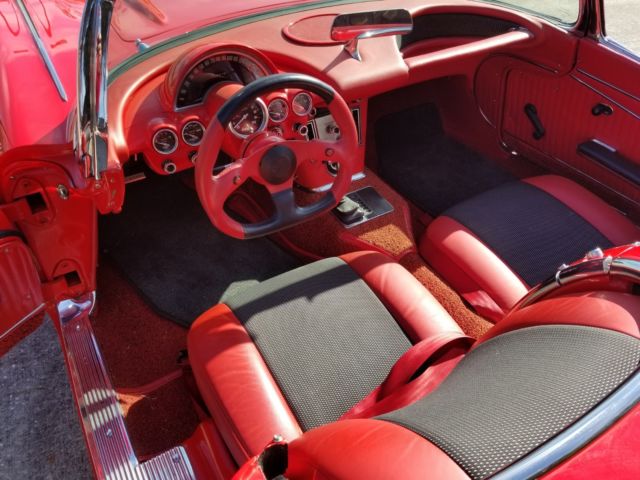 1962 Chevrolet Corvette convertible - photo 13