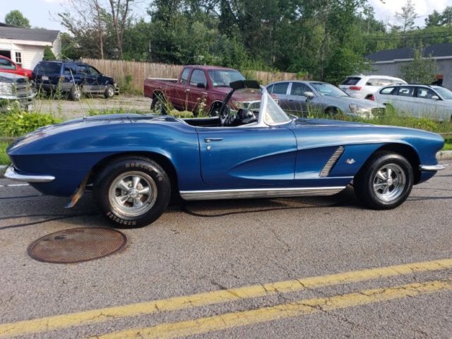1962 Chevrolet Corvette C-1 STRAIGHT AXLE CORVETTE - photo 2