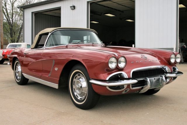 1962 CORVETTE HONDURAS MAROON BEIGE TOP 300HP 4 SPEED NICE NICE 1962 Chevrolet Corvette ORIGINAL