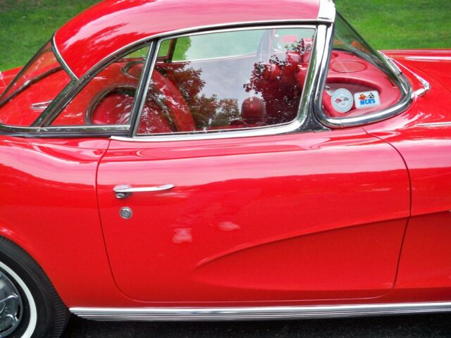 1962 Chevrolet Corvette - photo 9