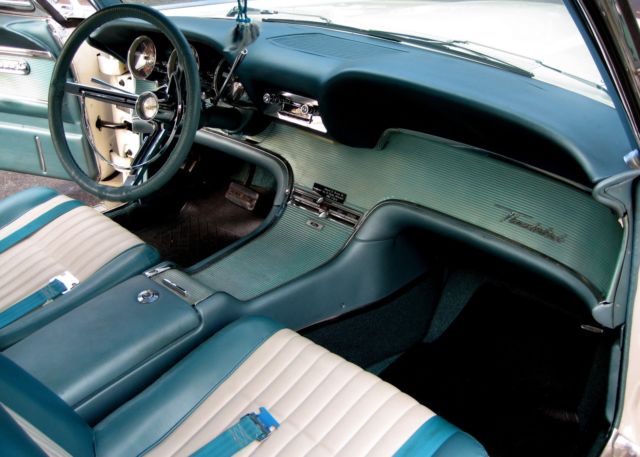 1962 Ford Thunderbird Coupe - photo 13