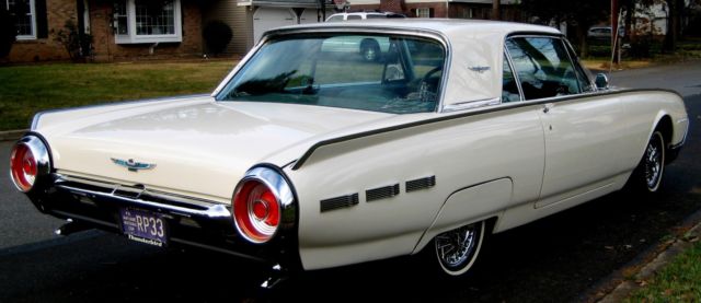 1962 Ford Thunderbird Coupe - photo 3