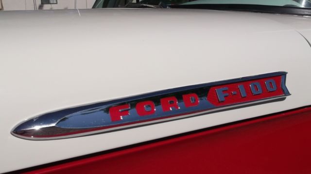 1962 Ford F-100 V8 two tone with chrome bumpers. - photo 7
