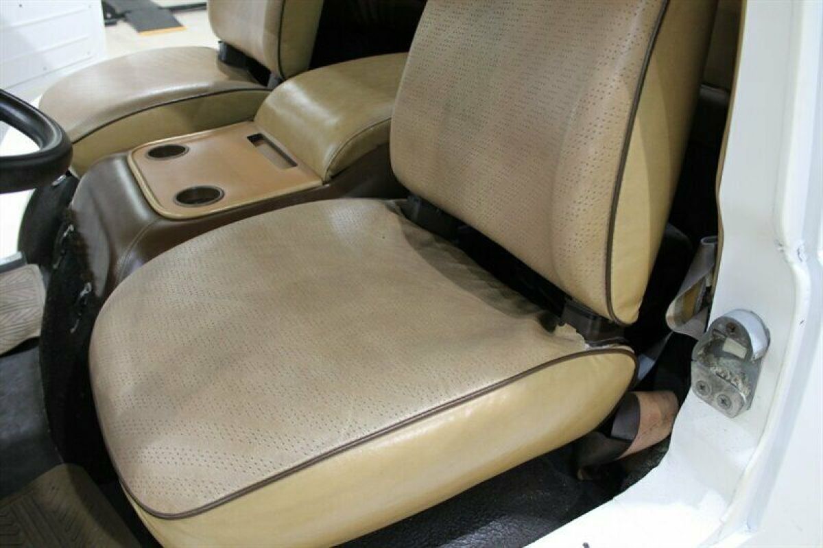 1962 Ford E-Series Van - photo 11