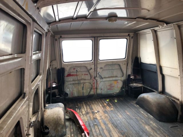 1962 Ford E-Series Van - photo 4