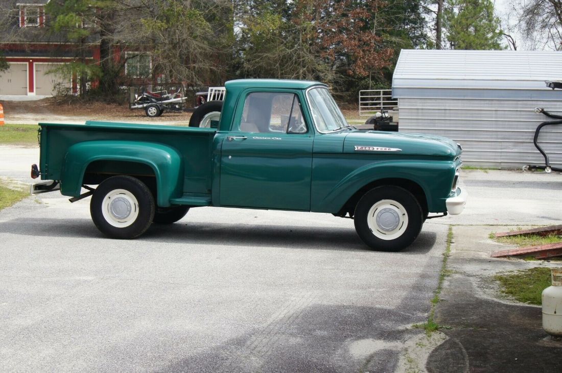 1962 Ford F-100 Factory Custom Cab - photo 2