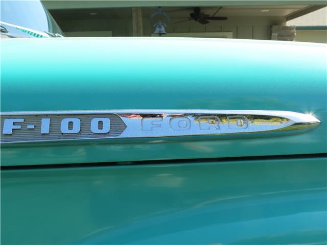 1962 Ford F-100 - photo 12