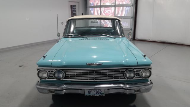 1962 Ford Fairlane -- - photo 10