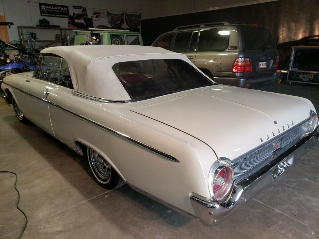 1962 Ford Galaxie 500 XL - photo 3