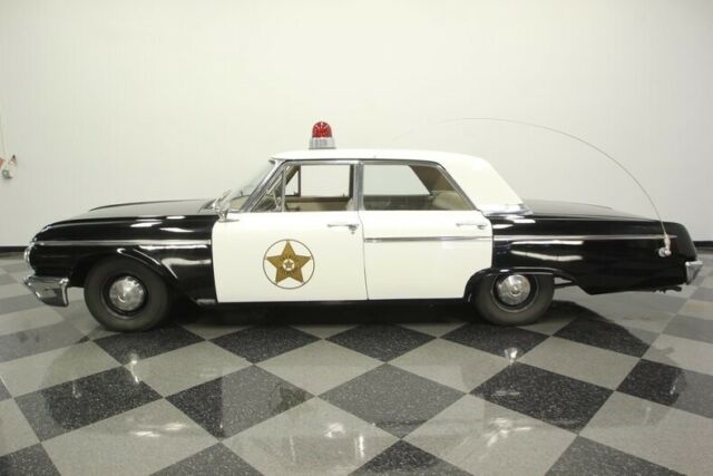 1962 Ford Galaxie 500 Mayberry Police Car - photo 8