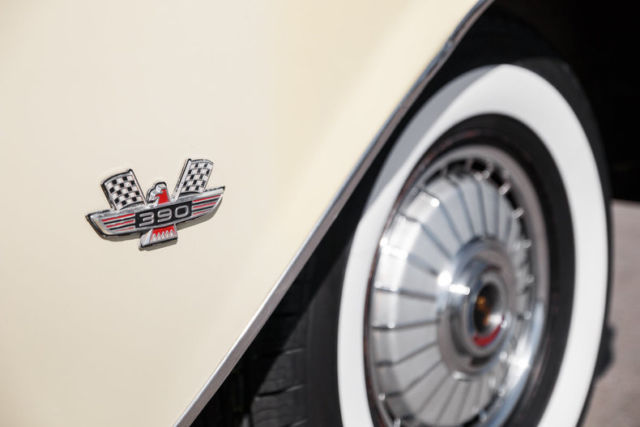 1962 Ford Galaxie 500 Sunliner - photo 9