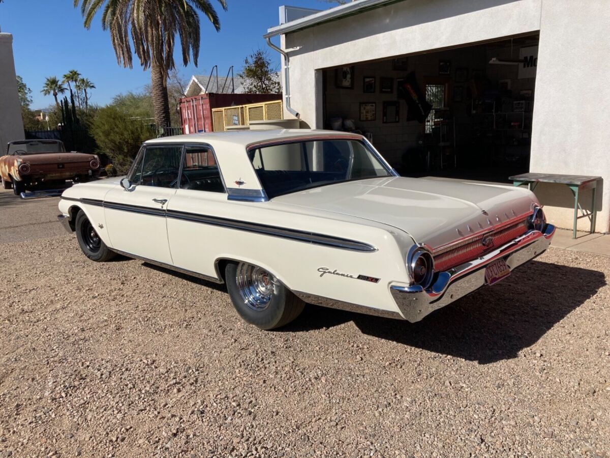 1962 Ford Galaxie - photo 2