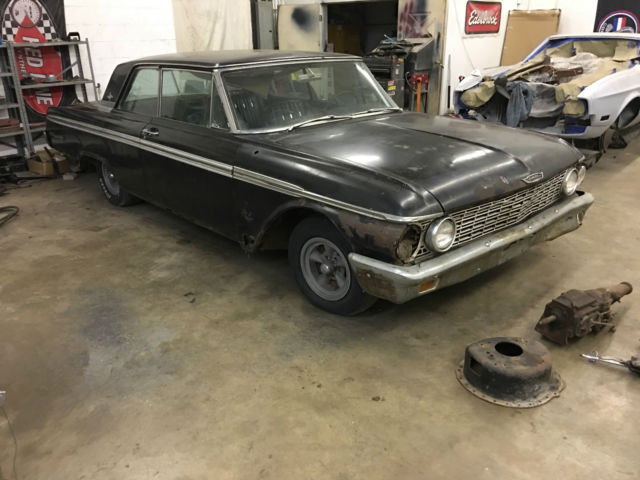 1962 Ford Galaxie RARE GALAXIE 406 4 SPEED 3 DEUCES RAVEN BLACK - photo 2