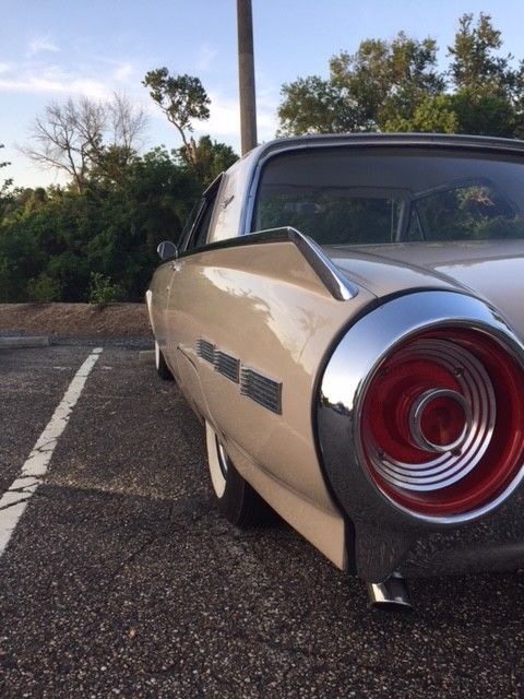 1962 Ford Thunderbird - photo 9