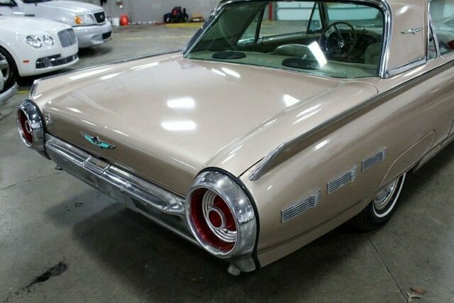 1962 Ford Thunderbird -- - photo 11