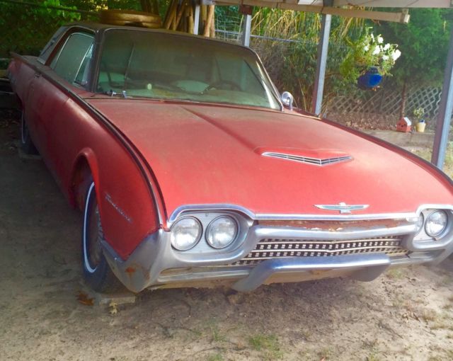 1962 Ford Thunderbird 2 door hard top - photo 10