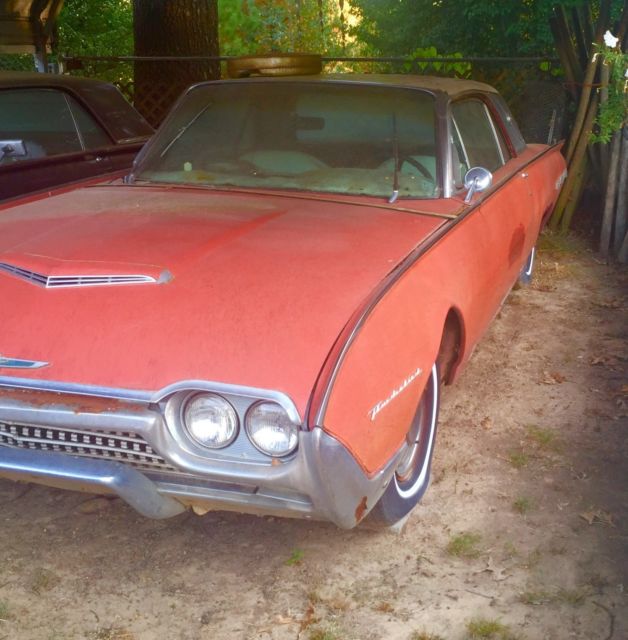 1962 Ford Thunderbird 2 door hard top - photo 9