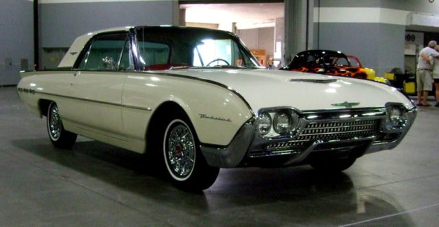 1962 Ford Thunderbird Hardtop Coupe - photo 7