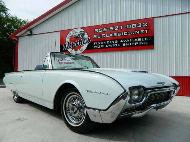 1962 Ford Thunderbird Roadtser