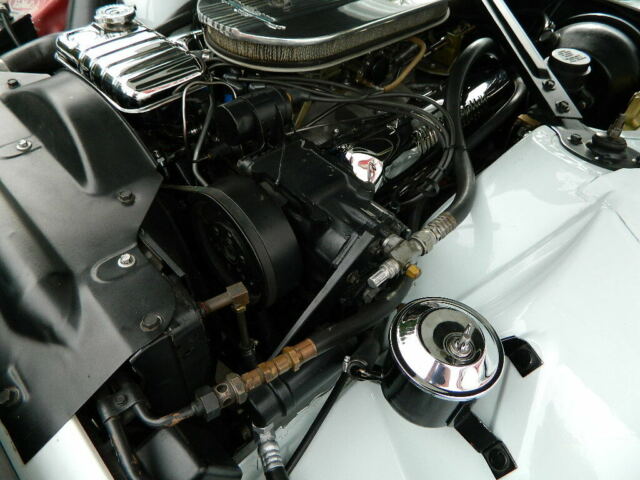 1962 Ford Thunderbird Roadtser - photo 12