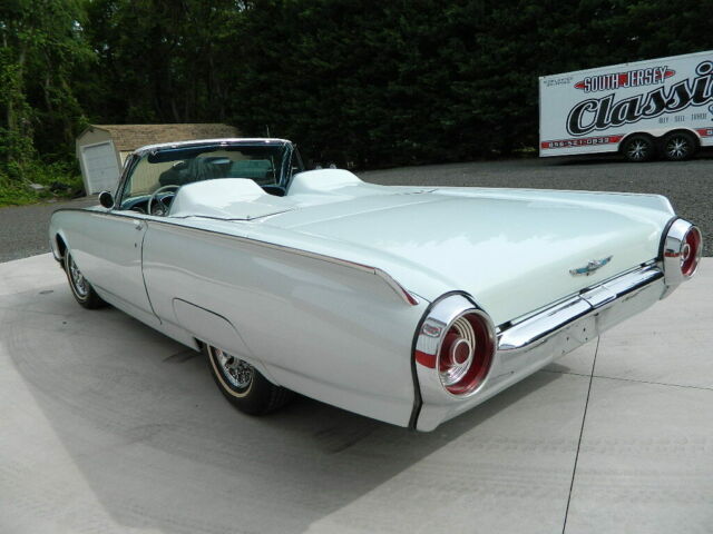1962 Ford Thunderbird Roadtser - photo 6