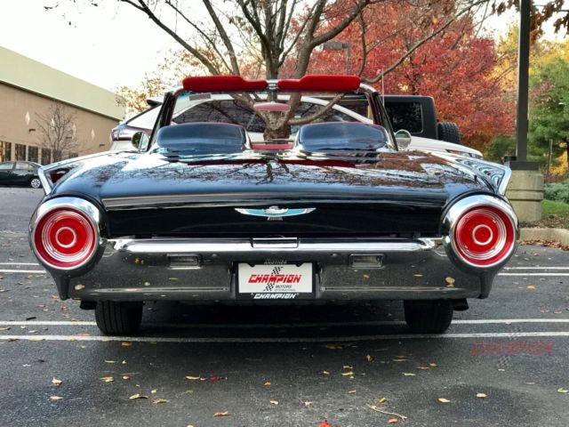 1962 Ford Thunderbird Convertible - photo 7