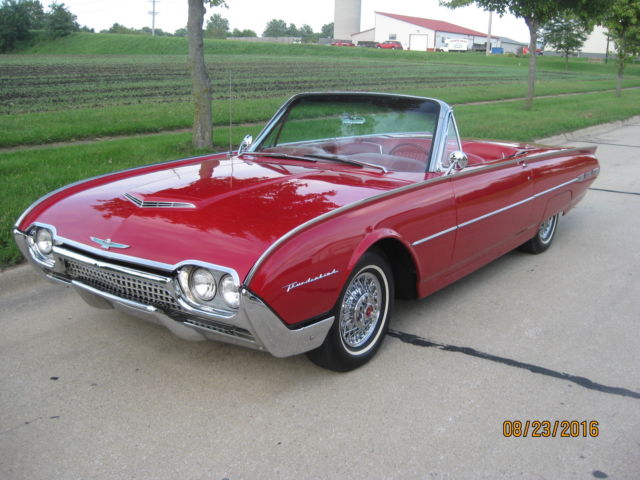 1962 Ford Thunderbird - photo 2