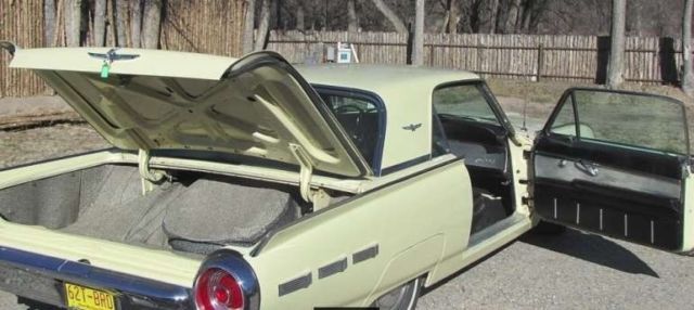 1962 Ford Thunderbird Coupe - photo 12