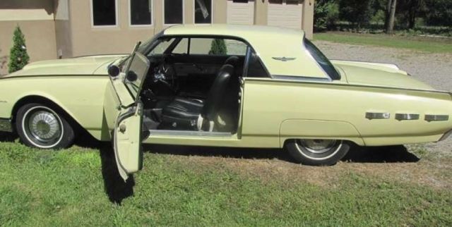 1962 Ford Thunderbird Coupe - photo 5