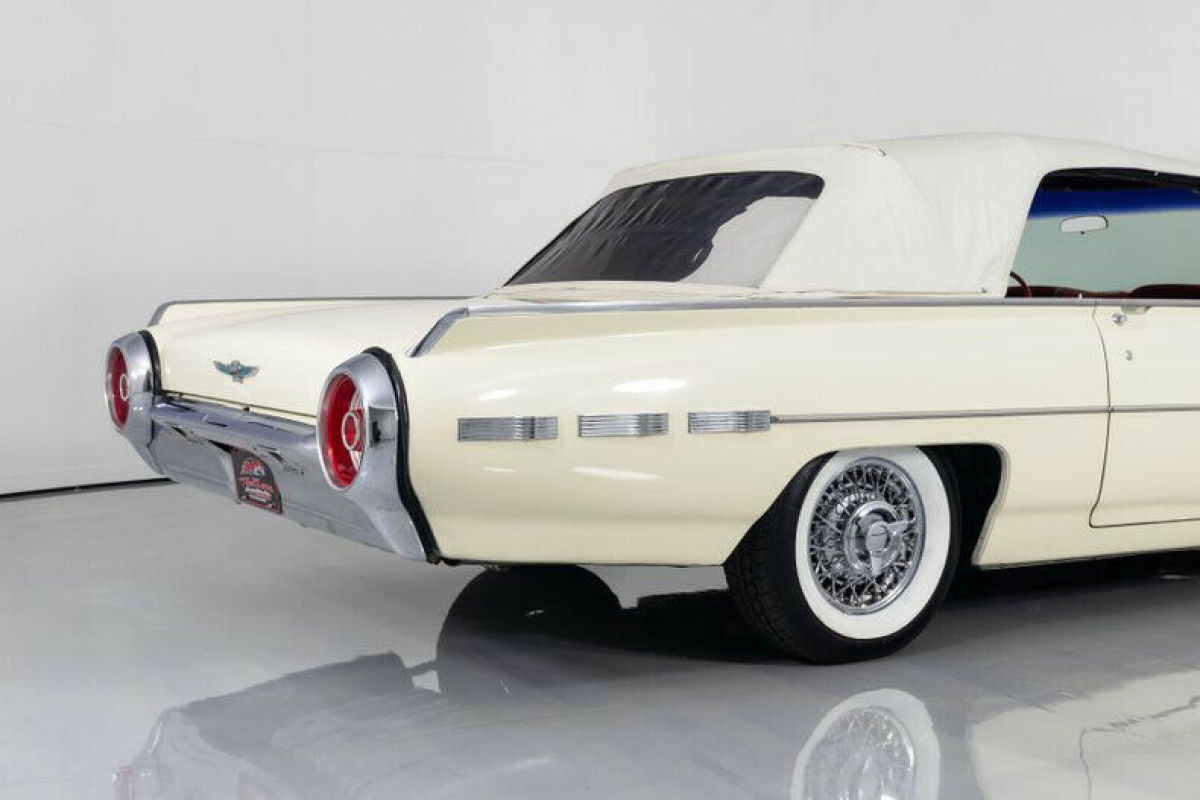 1962 Ford Thunderbird Factory Roadster - photo 11