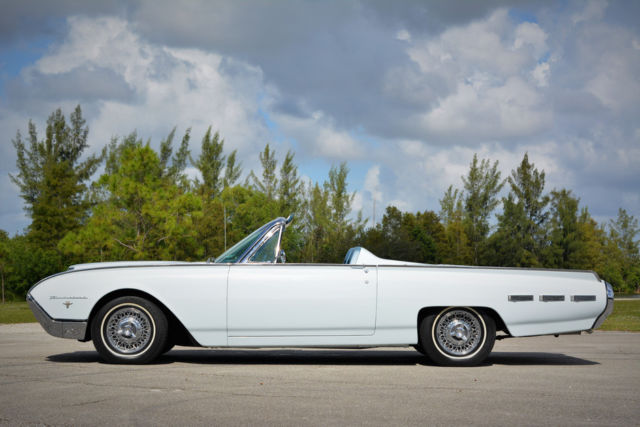 1962 Ford Thunderbird Roadster - photo 2
