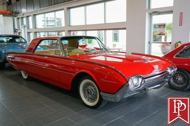 1962 Ford Thunderbird Hardtop - photo 3