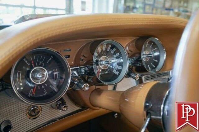 1962 Ford Thunderbird Hardtop - photo 4