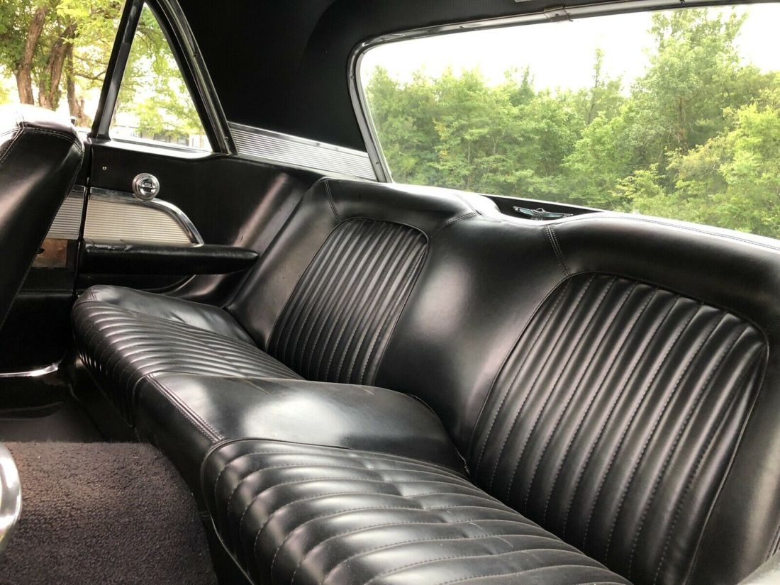 1962 Ford Thunderbird Hardtop - photo 10