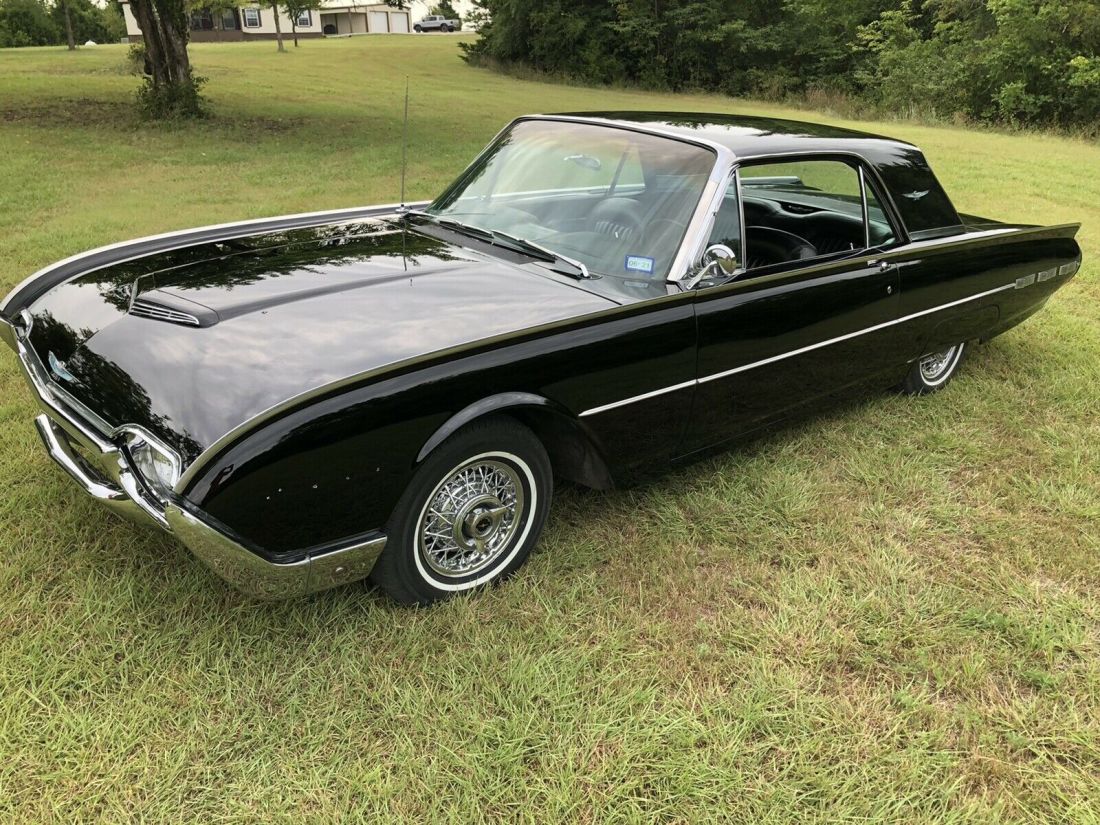 1962 Ford Thunderbird Hardtop - photo 2