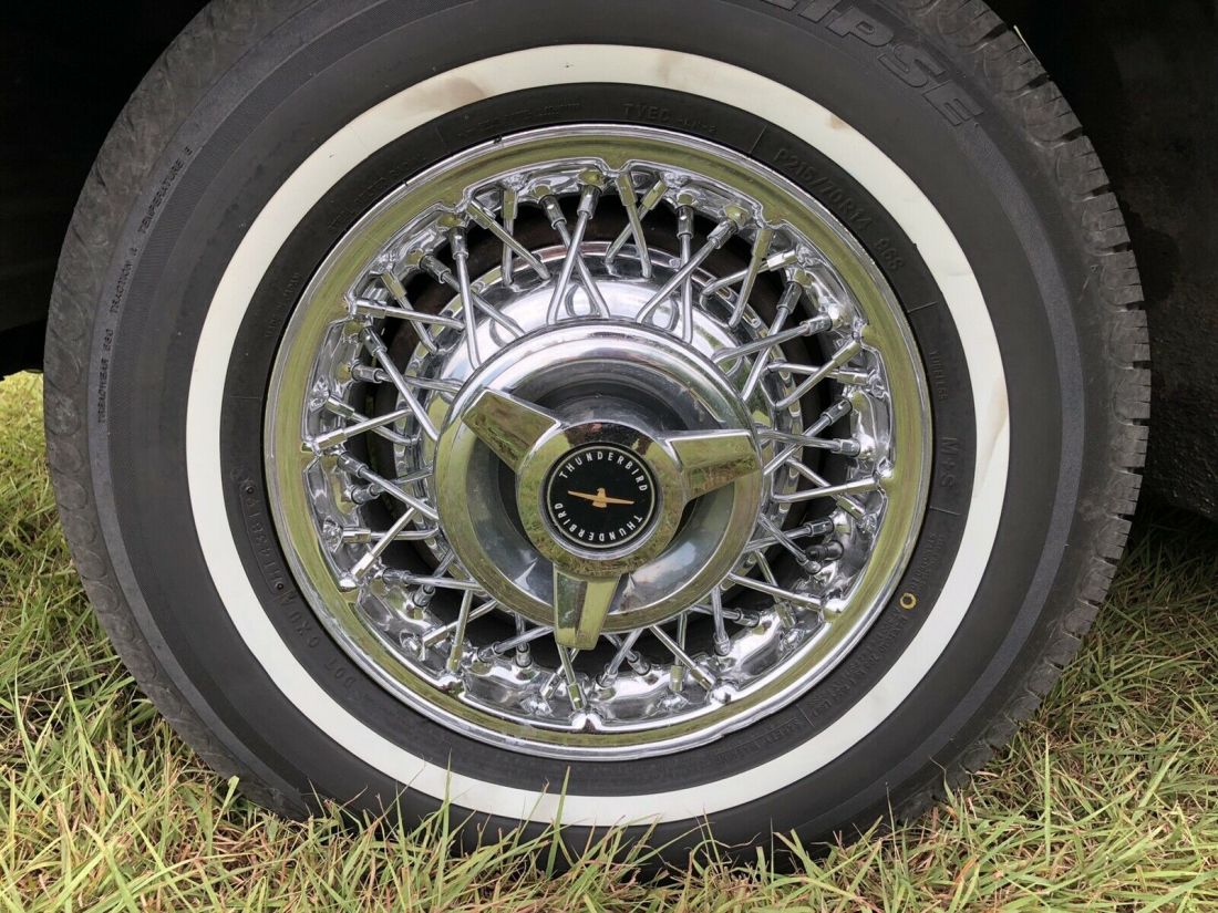 1962 Ford Thunderbird Hardtop - photo 6