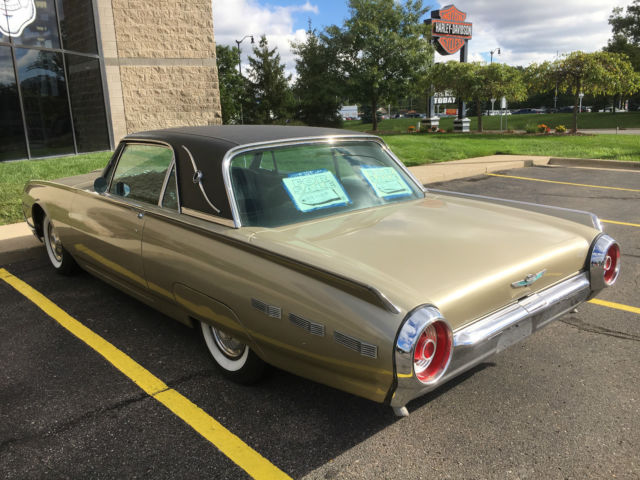 1962 Ford Thunderbird Landau - photo 8