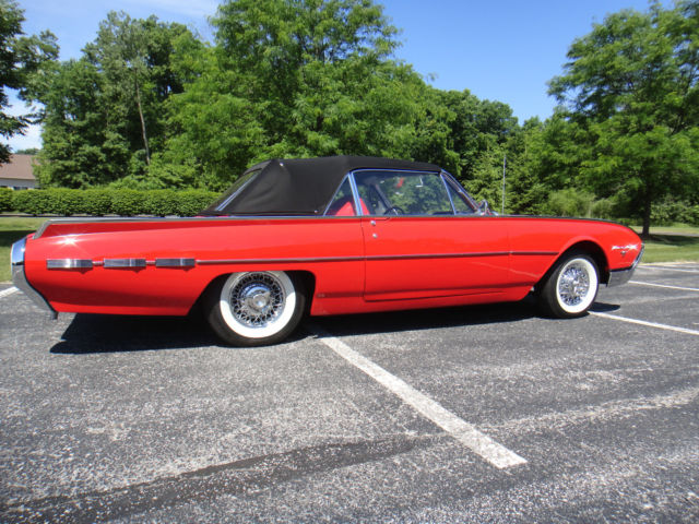 1962 Ford Thunderbird - photo 2