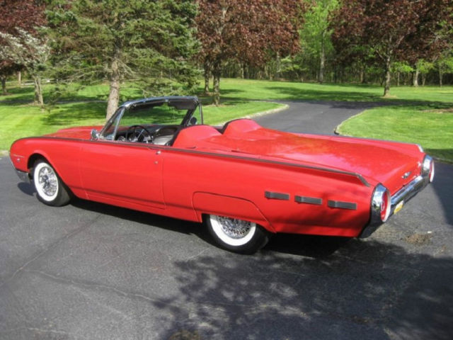 1962 Ford Thunderbird Roadster 4Seat/2 Seat Convertible, RARE! 390 c.i. engine 1962 Ford Thunderbird